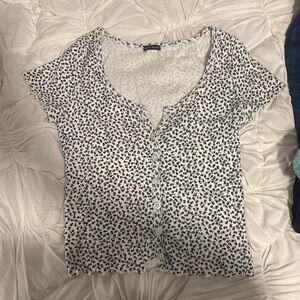 Brandy Melville button top